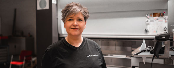 vrouw in de metaal Linda