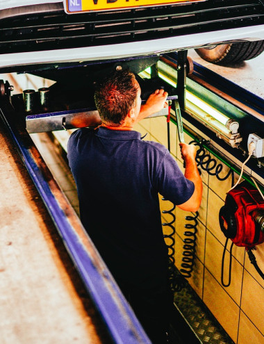 Neutraal APK Station van Rijssel  Best afbeelding 3 Neutraal APK Station van Rijssel  Best afbeelding 3