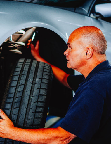 Neutraal APK Station van Rijssel  Best afbeelding 5 Neutraal APK Station van Rijssel  Best afbeelding 5