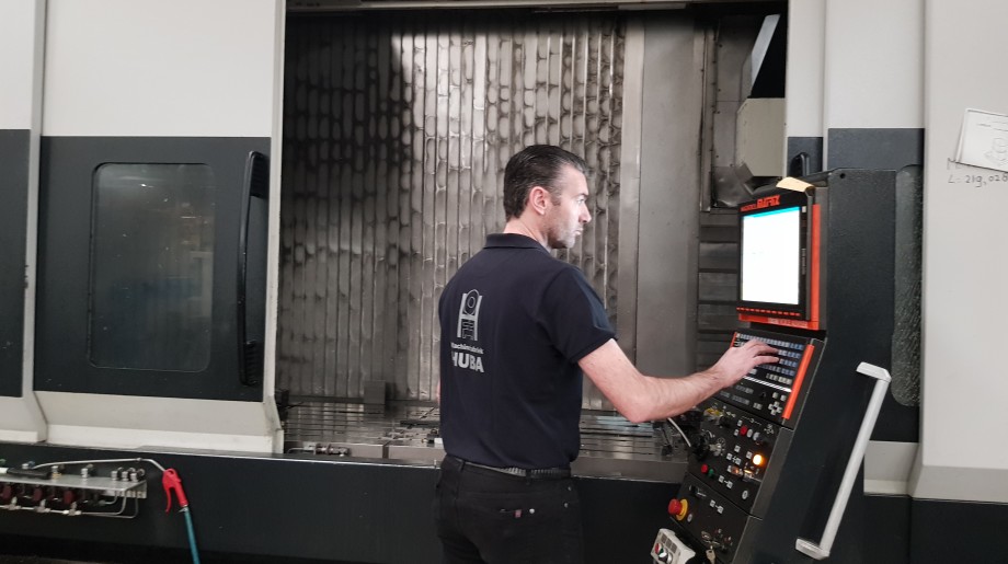 Huba Gereedschapsmakerij en machinefabriek VELDHOVEN afbeelding 4