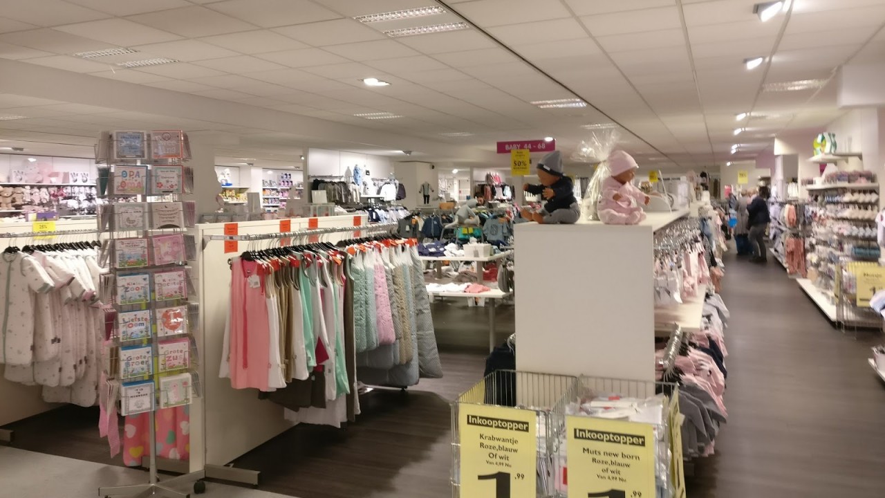 Van Asten Babysuperstore B.V. TILBURG afbeelding 1
