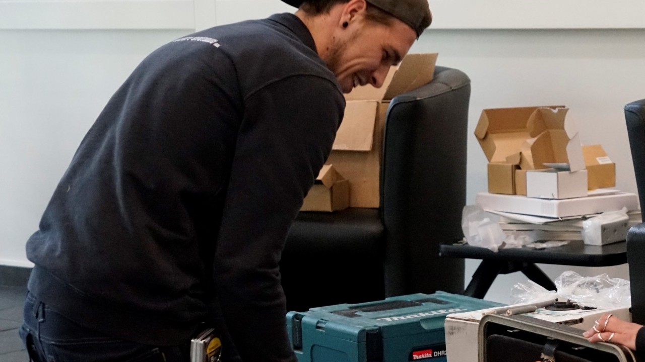 R & J Installatie Techniek B.V. SON EN BREUGEL afbeelding 1