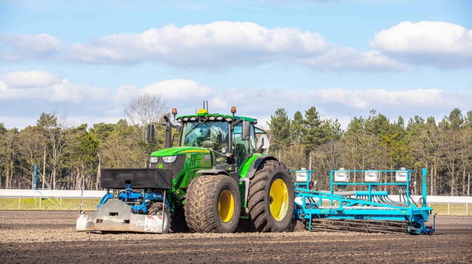 Loonbedrijf van Raak B.V. Hooge Mierde afbeelding 2