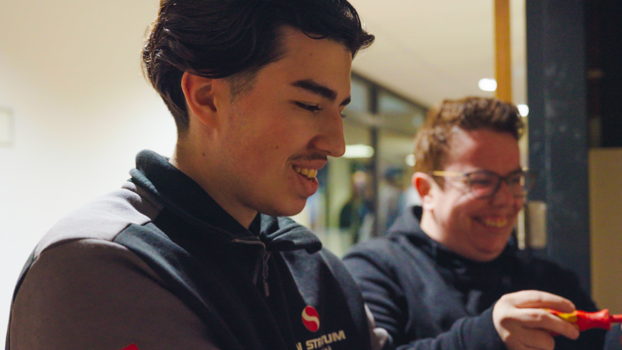 Van Stratum Techniek B.V. GELDROP afbeelding 1