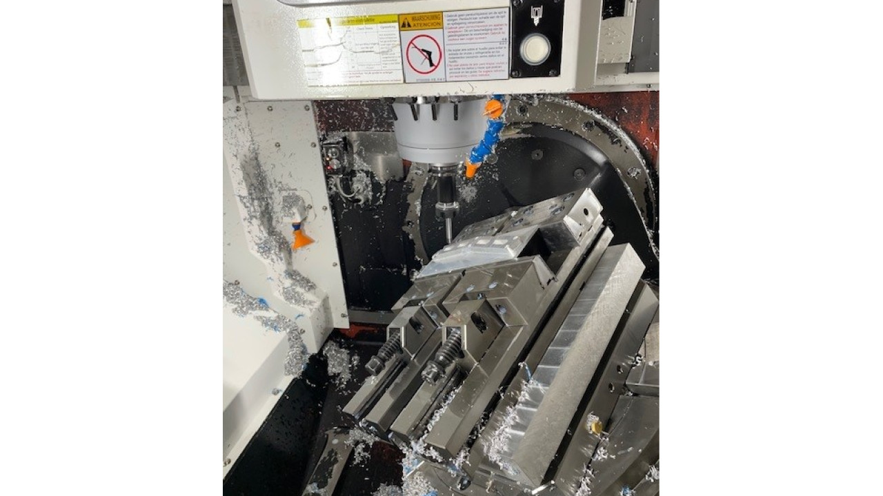 Van de Brande Techniek Bladel afbeelding 1