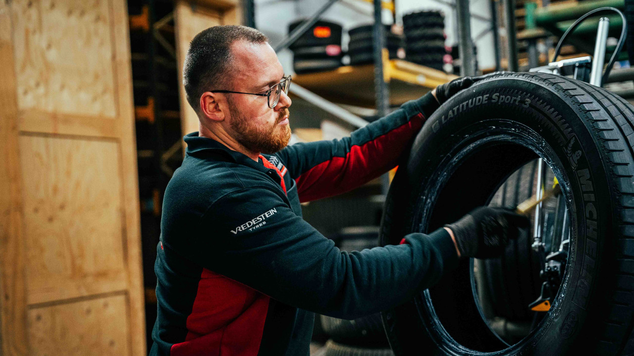 Bandenservice Reusel de Kempen B.V. Hooge mierde afbeelding 6