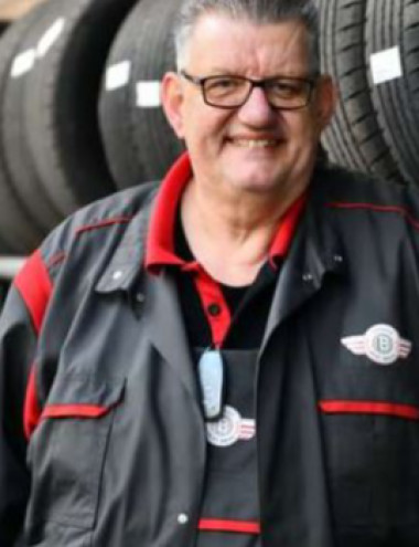 Garage Bert Bruil Son en breugel afbeelding 3