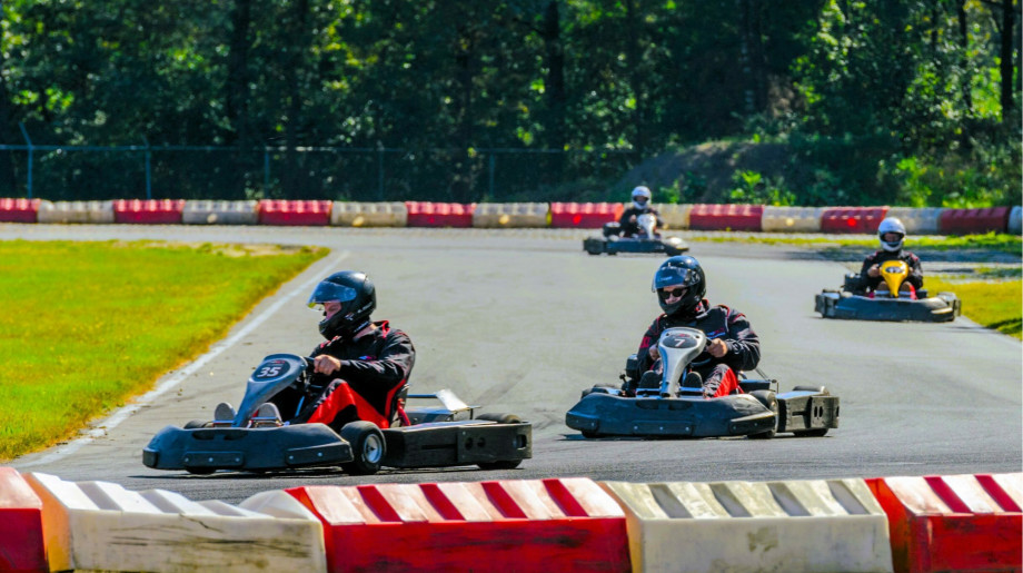 Outdoor kartcircuit De Landsard Eindhoven afbeelding 4