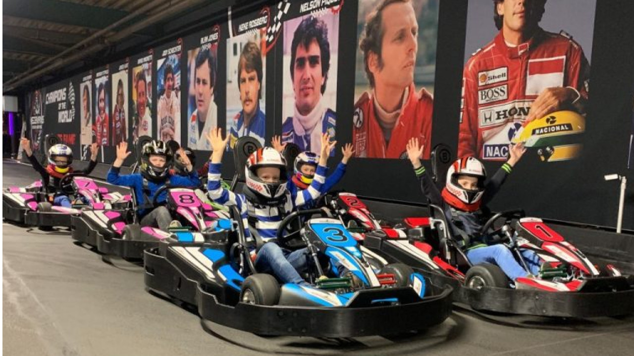 Hezemans Indoor Karting B.V. Eindhoven afbeelding 1