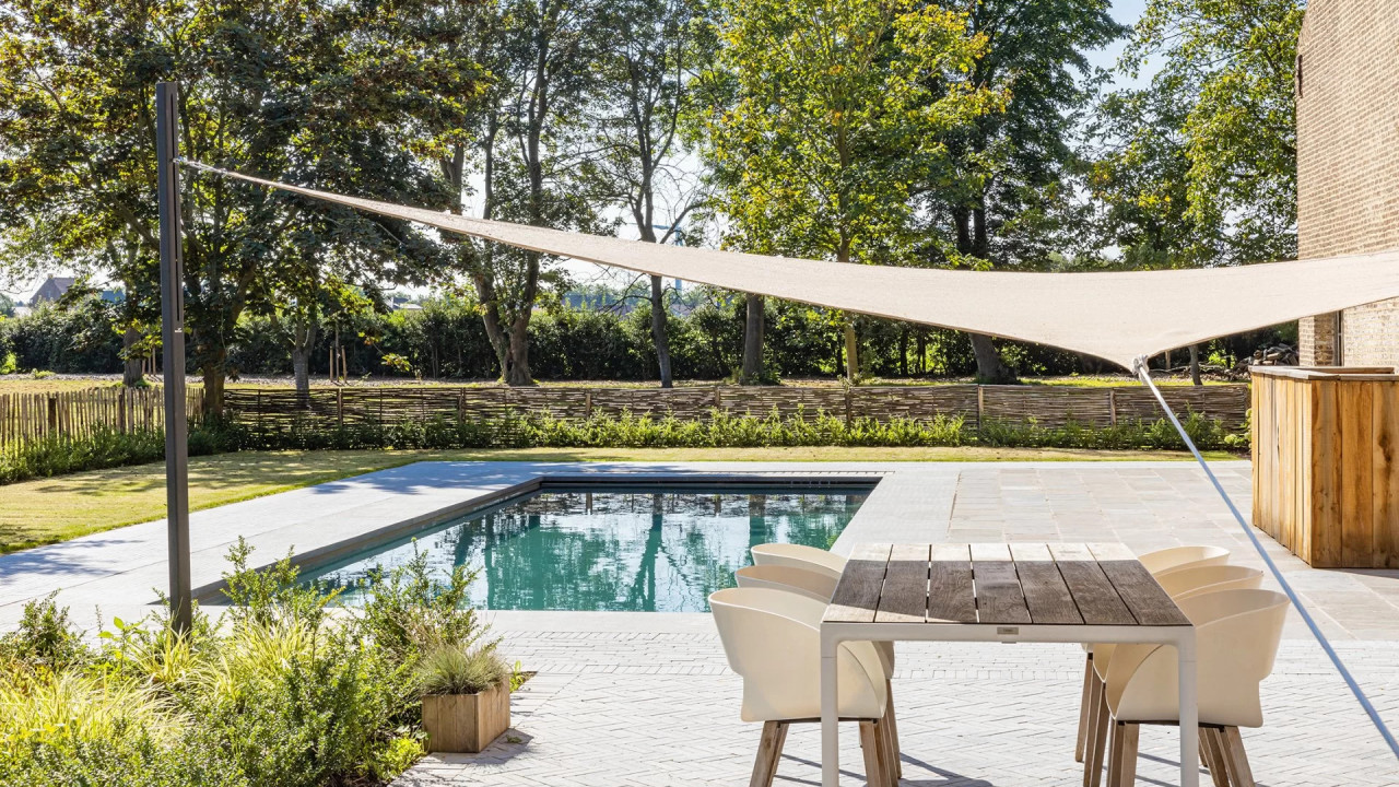 Zwembad Uniek B.V. Valkenswaard afbeelding 1