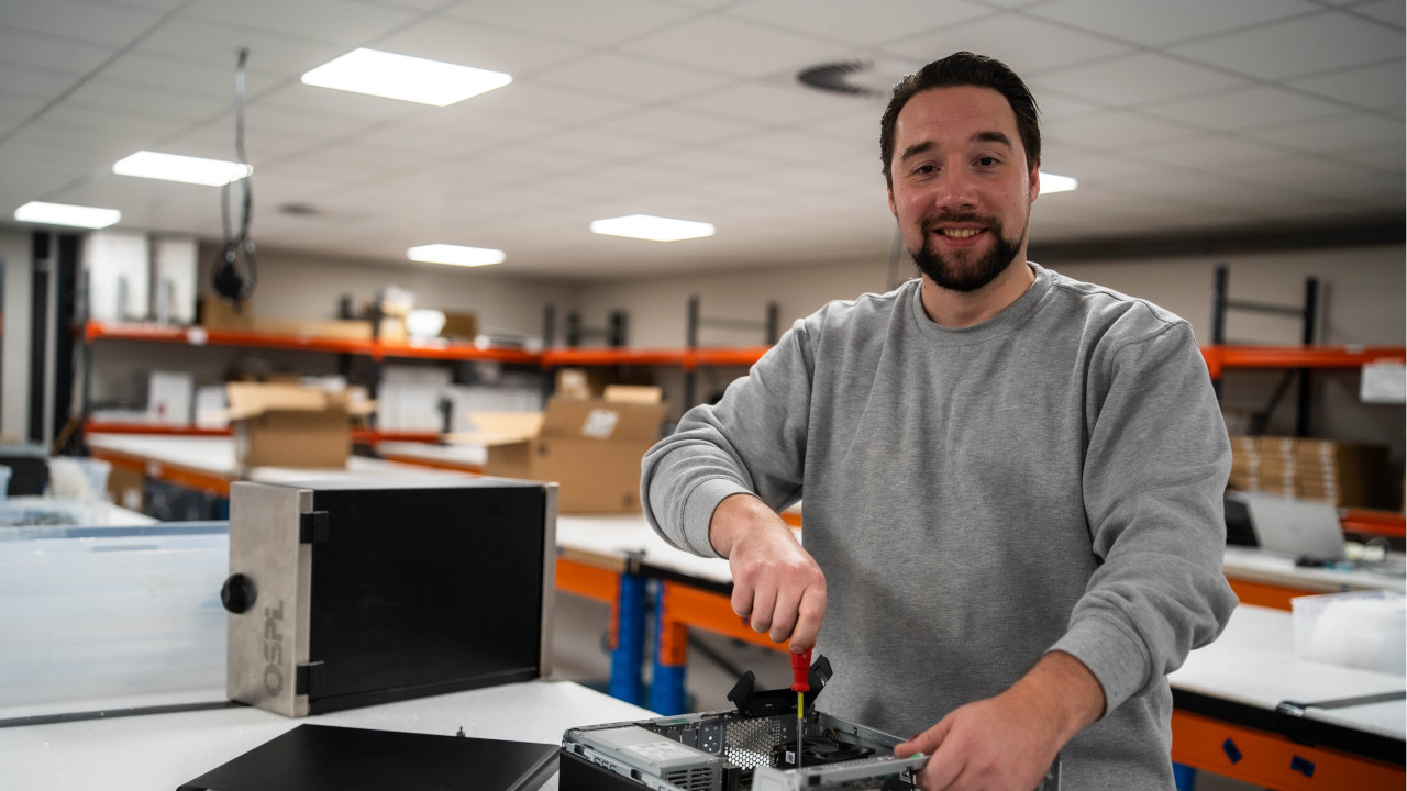 O.S.P.L. Nederland B.V. Eindhoven afbeelding 1