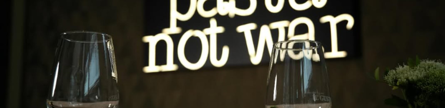 Medewerker bediening