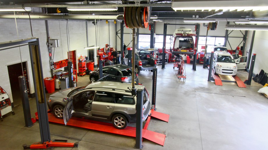 Autobedrijf Dirks Bergeijk afbeelding 2